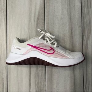 Nike MC Trainer 2 White Pink Foam Training Shoes Size 7